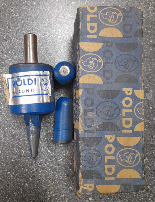 Przyrząd narzędzie kowadełko  do klepania kos kosy POLDI