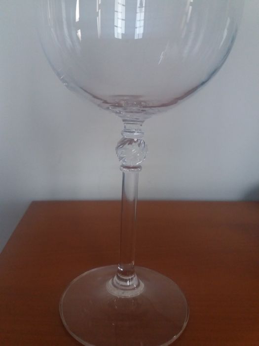 Copos de vinho maduro de vidro