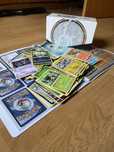 Cerca de 400 Cartas Pokemon