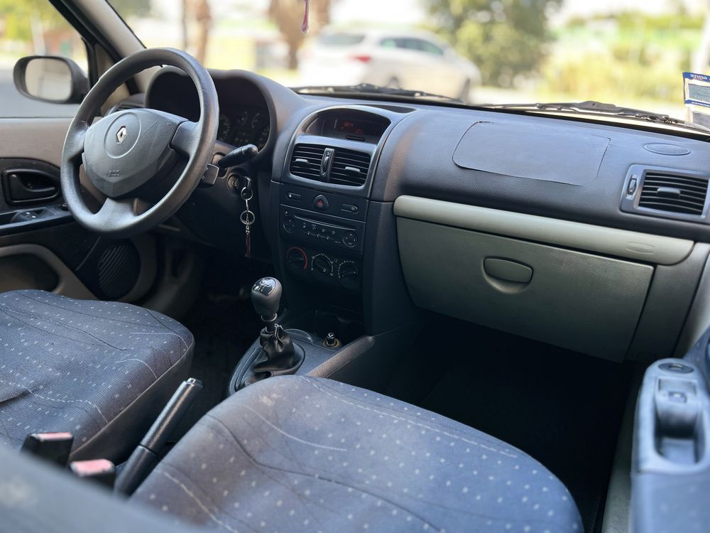 Renault clio de 2002 1.5DCI 5p 5lug