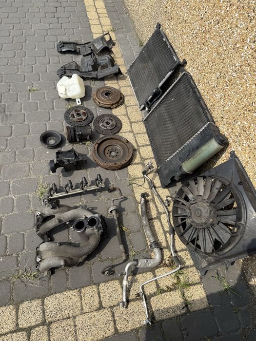 Czesci e36 M43 klimatyzacja sprzeglo chlodnica