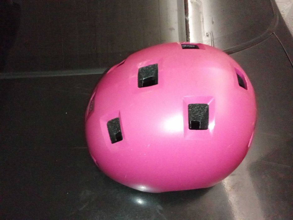 Capacete skate rosa