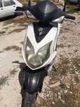 Troco ou vendo por algo do mesmos valores sym jet 4r  50 cc