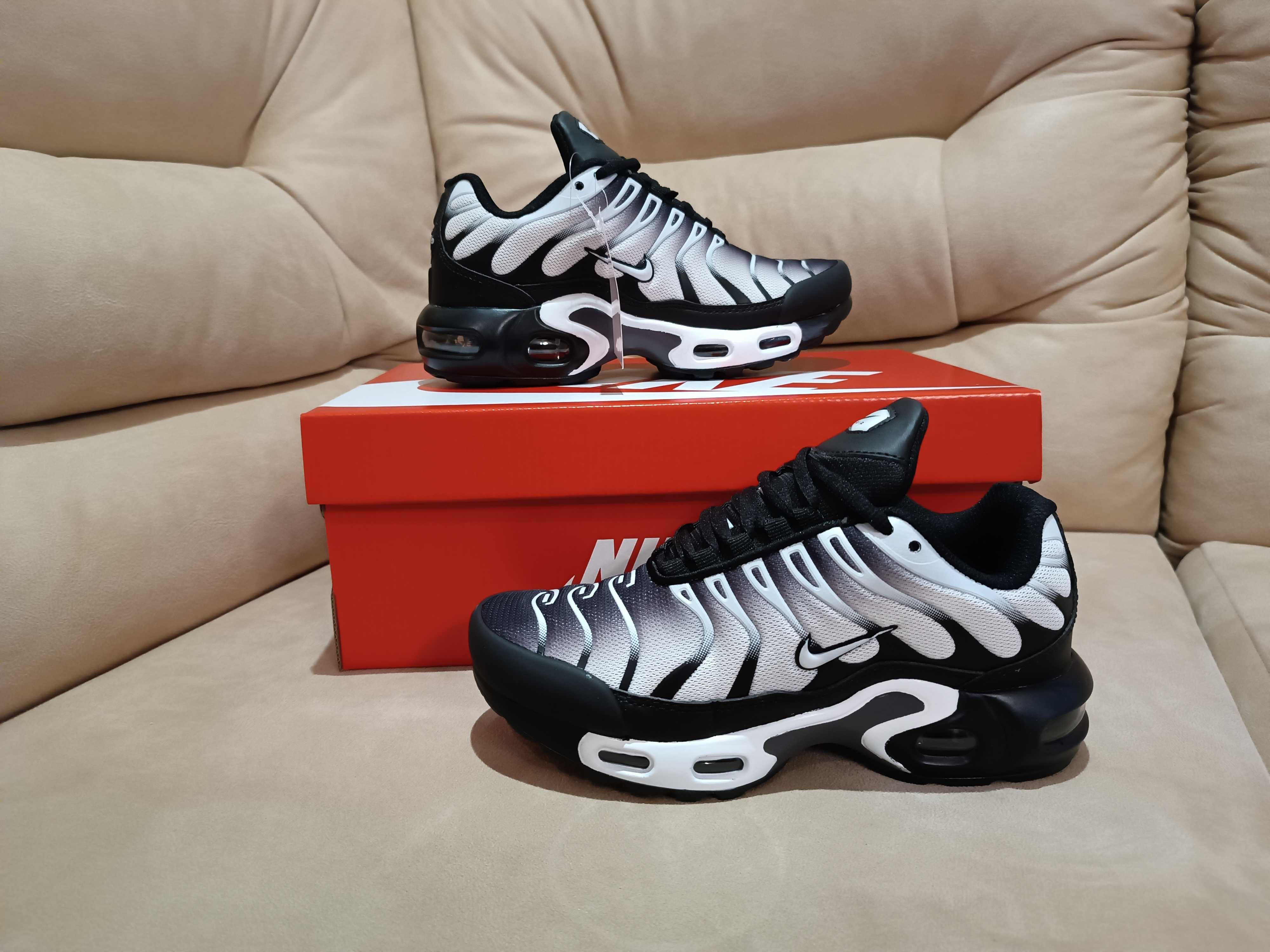 Чоловічі кросівки nike air max tn 97  (2 кольори) Розпродаж!