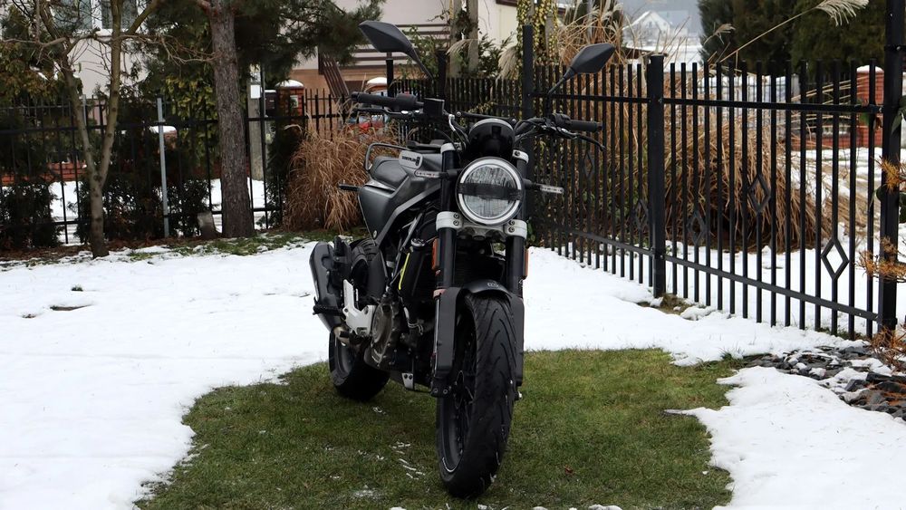 Husqvarna Svartpilen 125, kat.B, ABS, LED, Vitpilen, KTM Duke