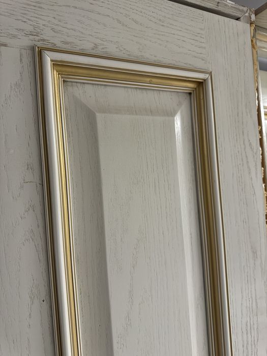 5 комплектов дверей в квартриру