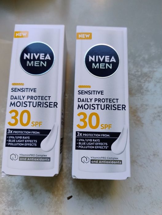 zestaw męskich kremów Nivea Men Sensitive 30 SPF