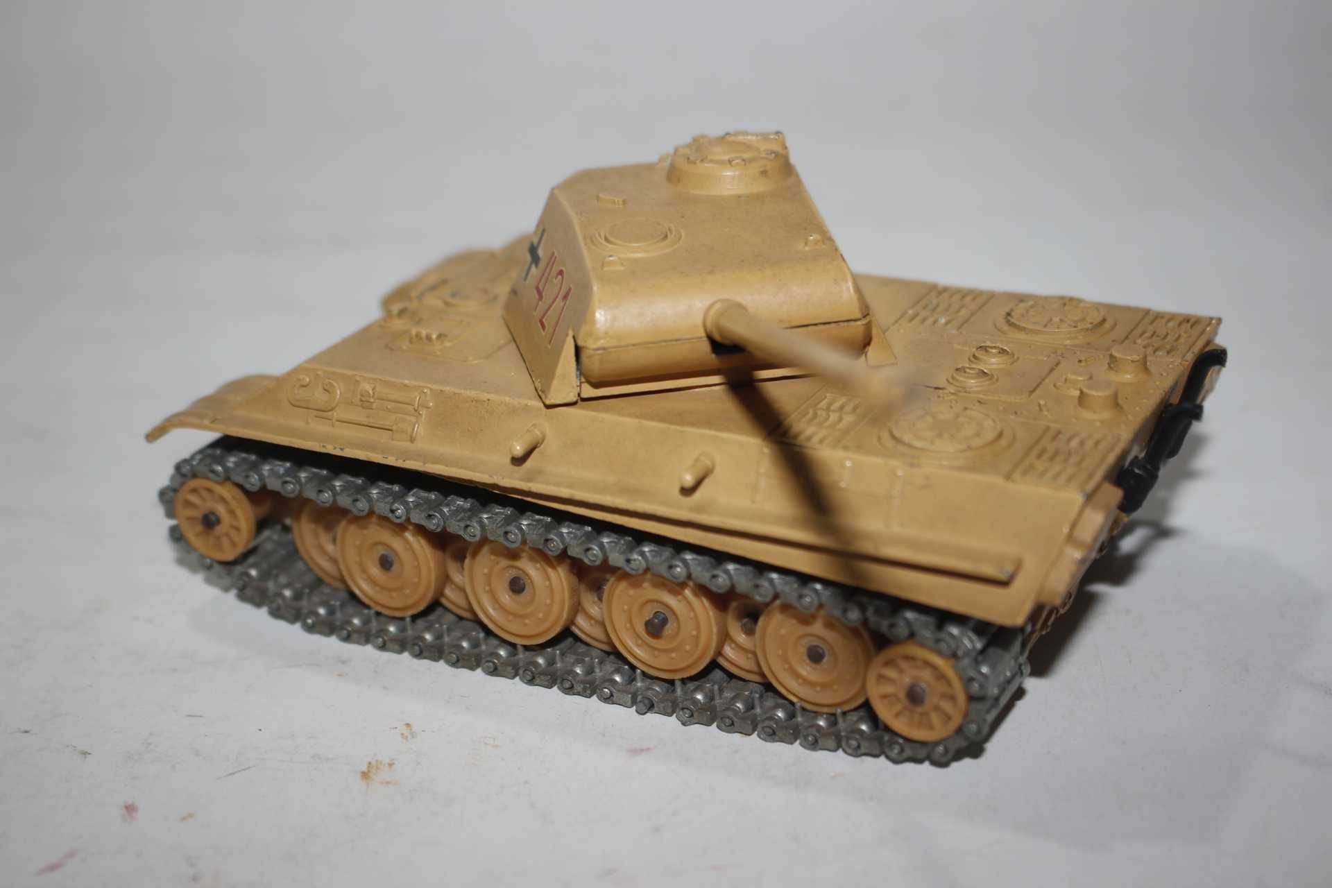 Brinquedo antigo - Tanque Guerra - Solido - nº 236 - Panther G - 1973