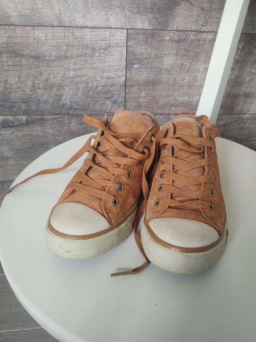 Prada оригінал туфлі ботільони ugg Australia