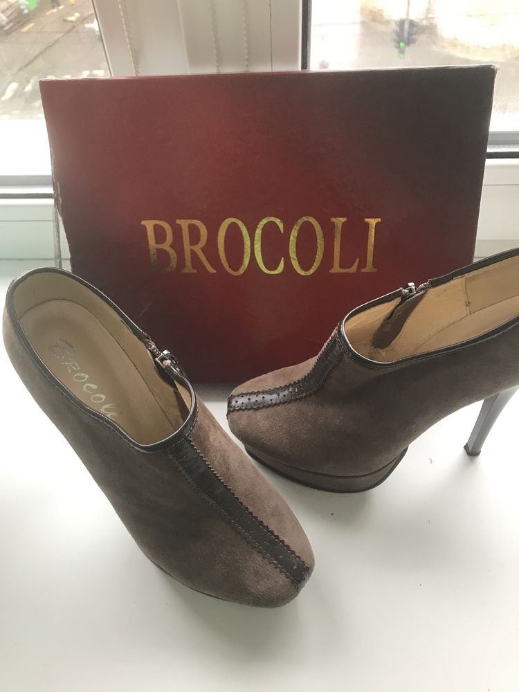 Туфлі напівчеревички замшеві BROCOLI
