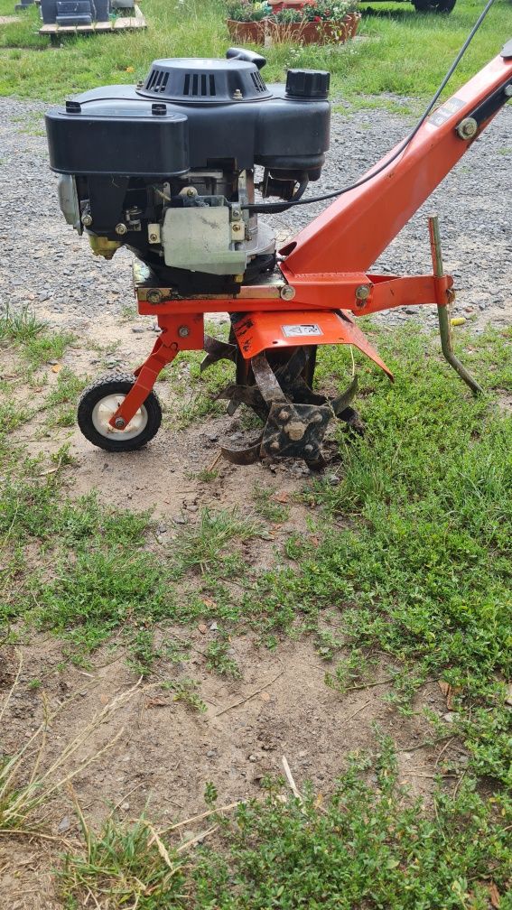 Glebogryzarka Einhell 3KW
