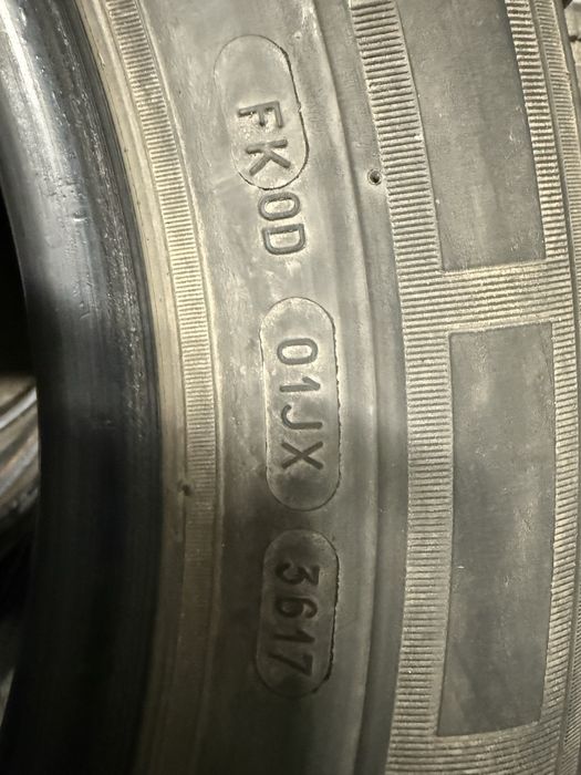 Opona zimowa 215/65/R16C Michelin