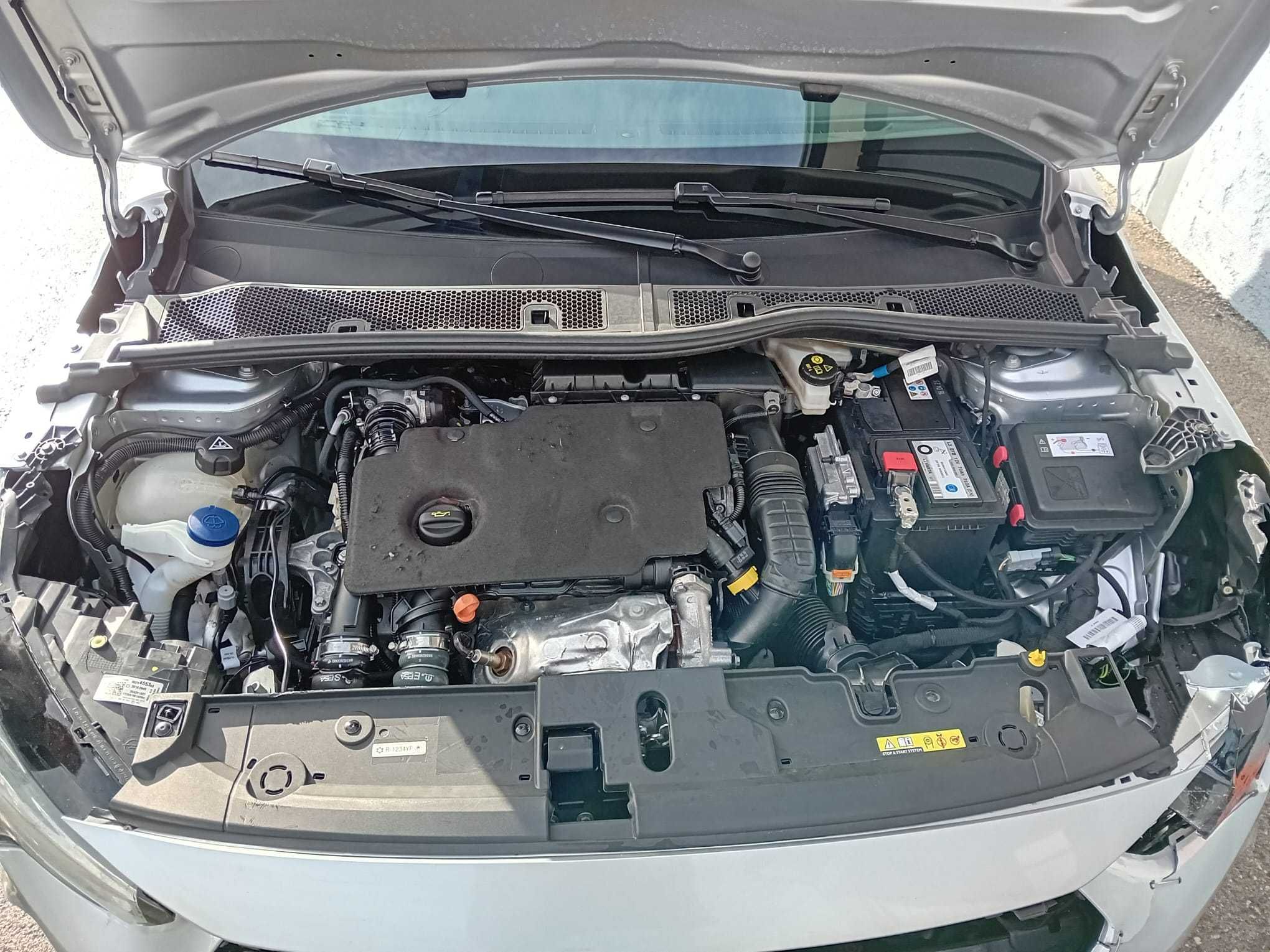 Opel Corsa F 1.5 CDTI ( pequeno sinistro )