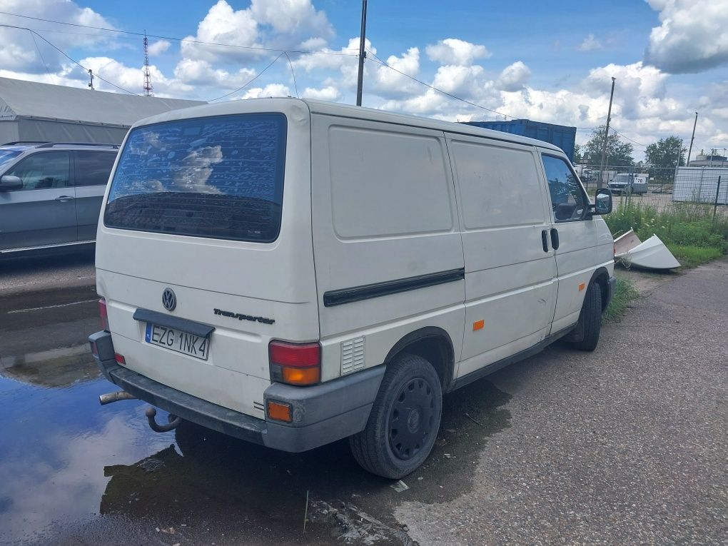 Vw Transporter t4  2,4 d REZERWACJA