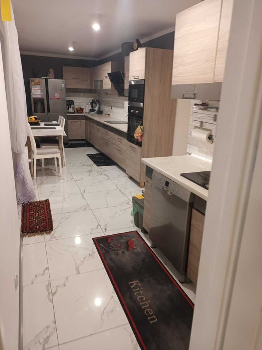 Dom z potencjalem nad jez.Krzemień, pomost, domki ,przestrzeń i spokój