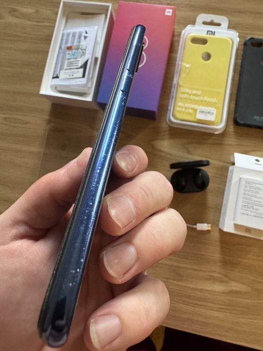 Xiaomi MI 8 lite, Global, 4/64Gb, android 10/MIUI 12 + ПОДАРКИ!