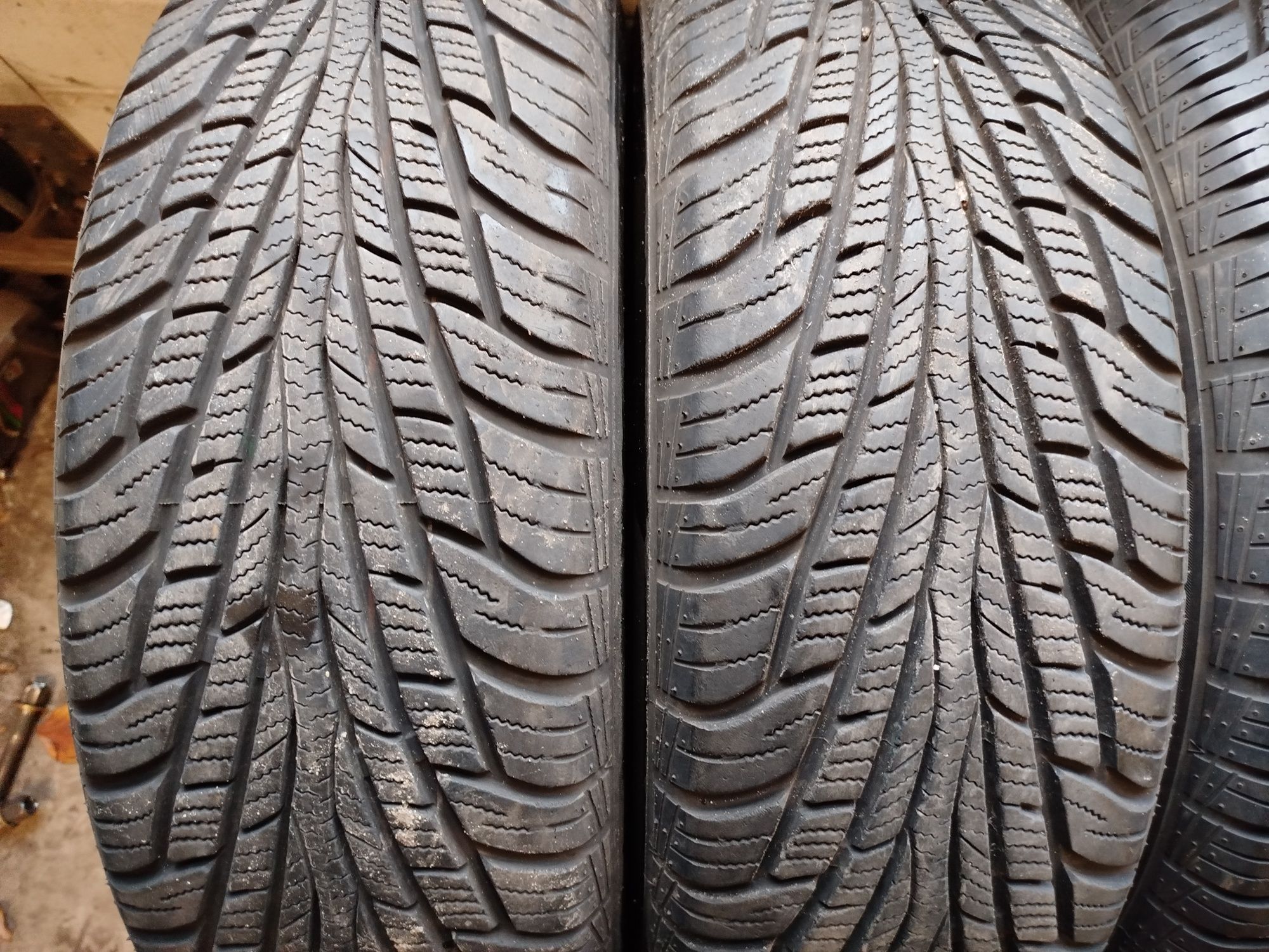 Opony całoroczne Maxxis 225/65R17