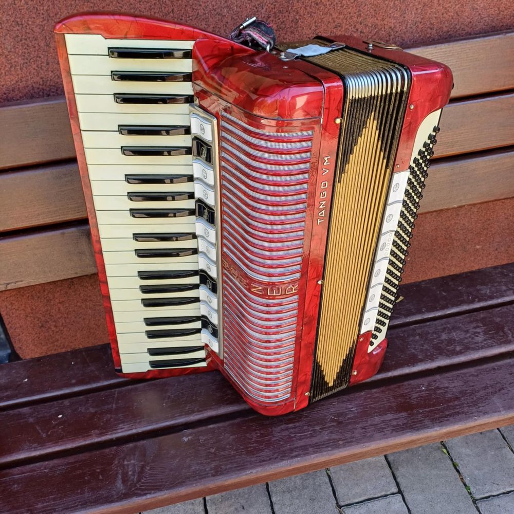 Akordeon Hohner 4/5 chóry
