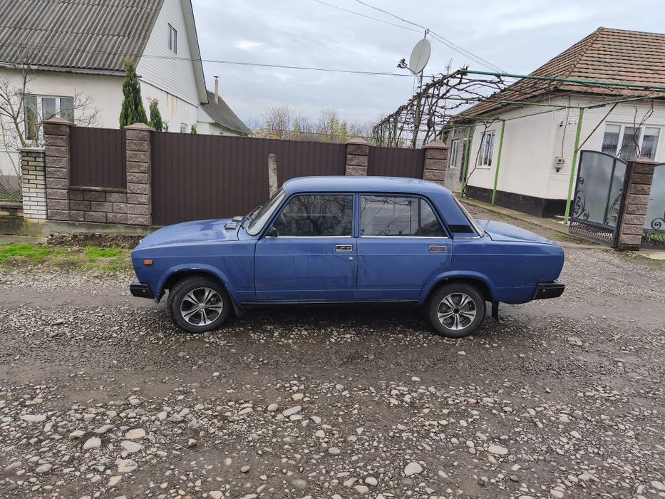 Продам  2005 рік