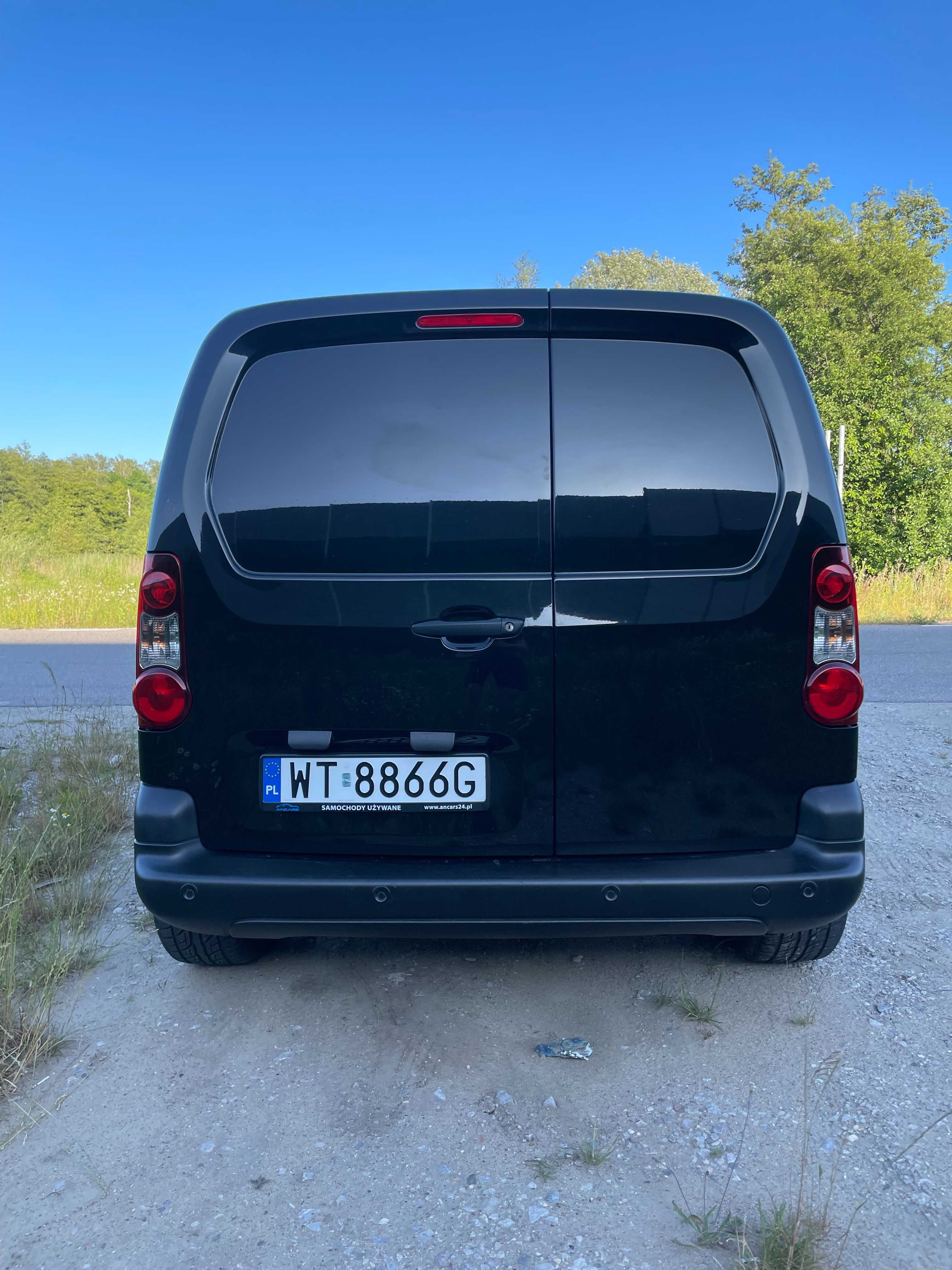 Peugeot PARTNER 2017 1.6HDI 3os Salon POLSKA Serwis do końca CZARNY