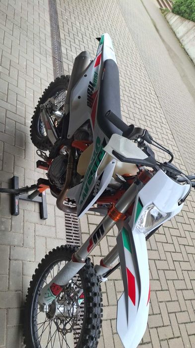 Ktm exc-f 250 six days 2021 rok