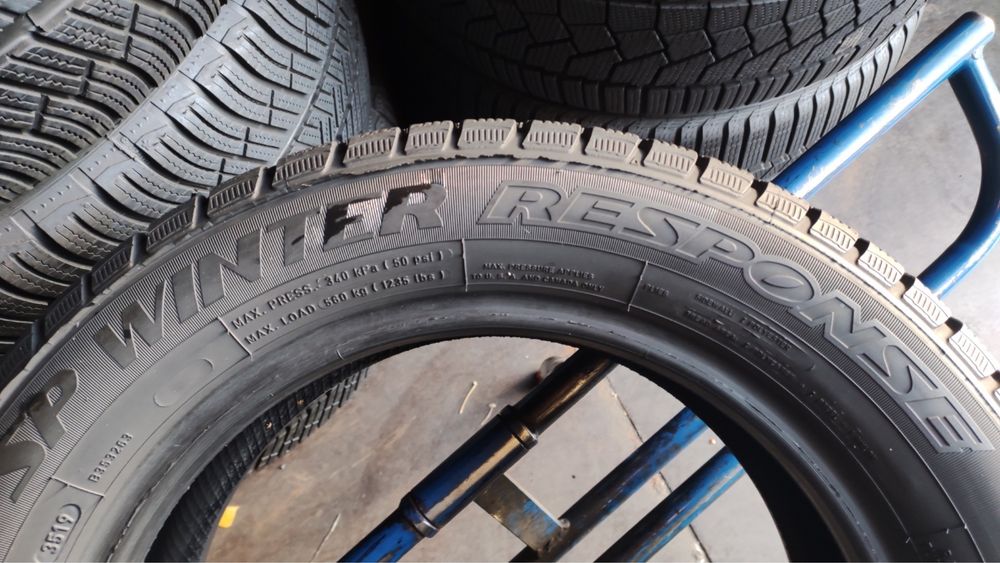 185/60/15 R15 Dunlop Winter Responce 4шт зима