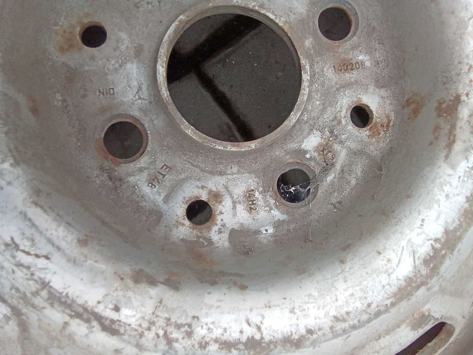 Запаска на Ауди, фольксваген 4*100 R14