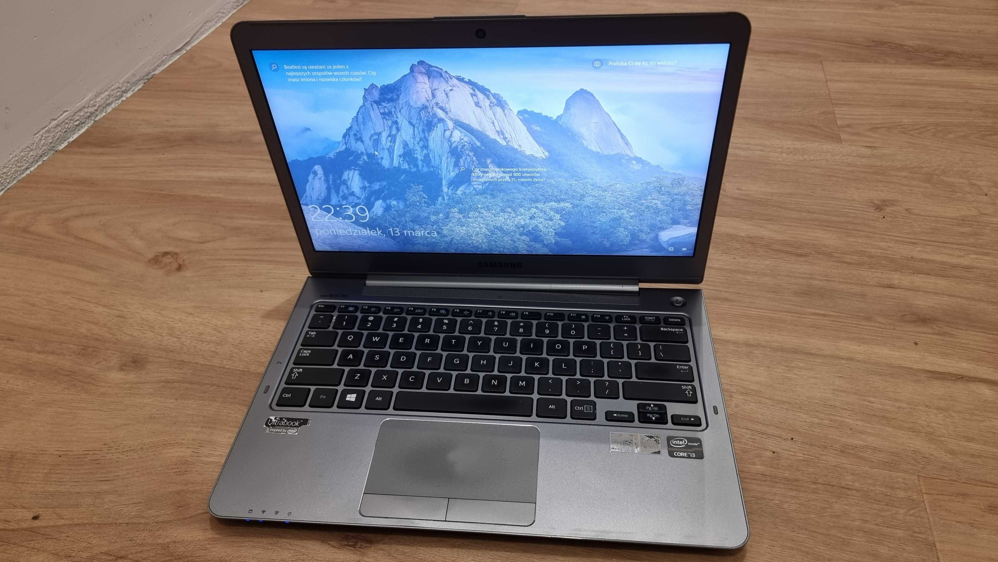 Samsung Ultrabook 4GB RAM 500HDD 24SSD Intel I3 NP530U3C-A04PL