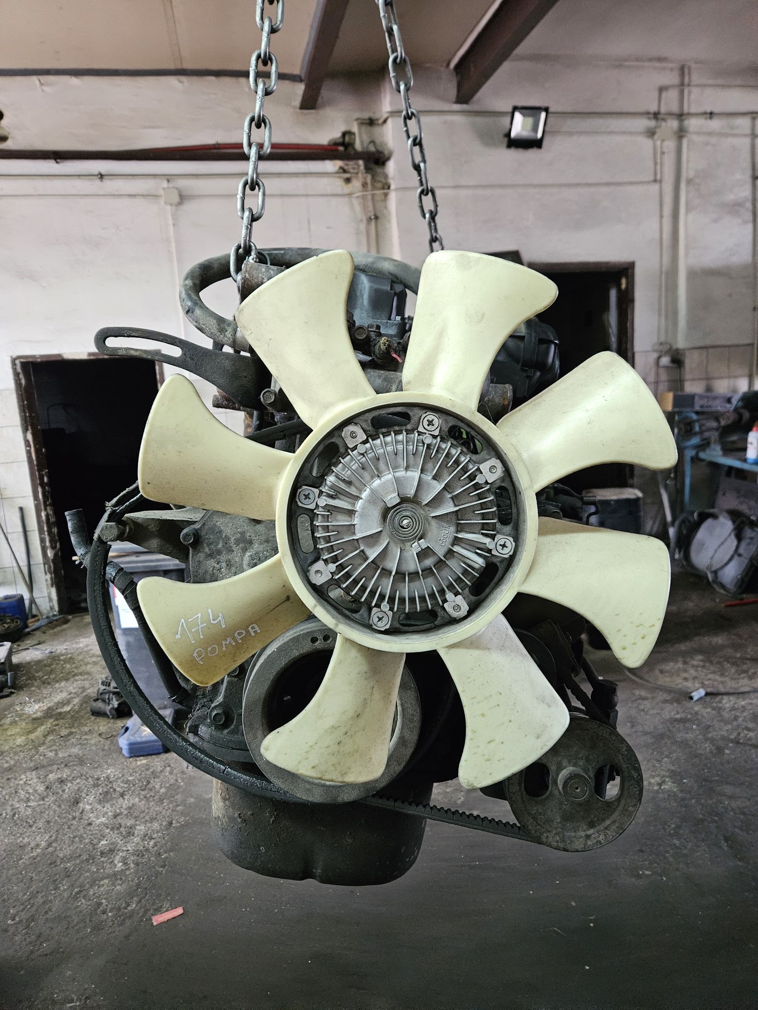 Silnik kia k2700