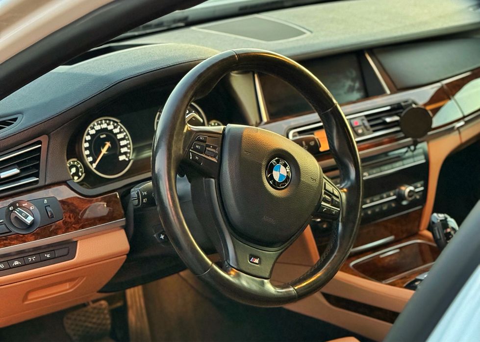 BMW 7 серии, 2015, 740 li, xdrive, один владелец, 190 пробега