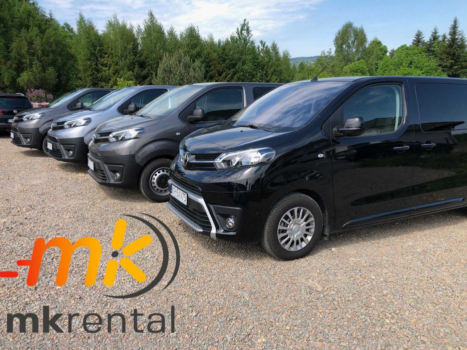 Wynajem busa 9 osobowego BUS Toyota Proace Wakacje