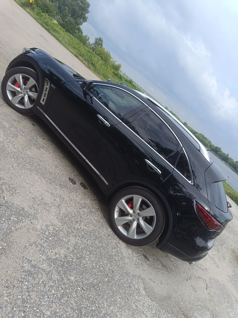 Infiniti QX70 S51 3, 0 Diesel Salon Polska