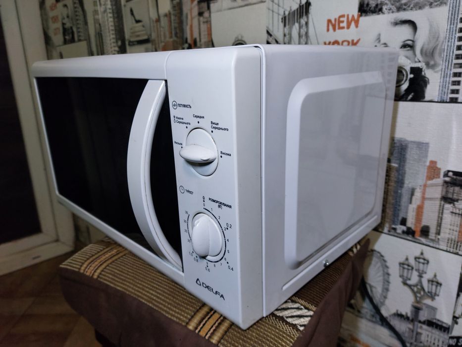 микроволновка Delfa