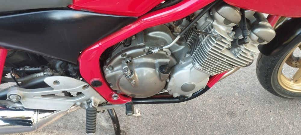 Ямаха XJ600 Diversion