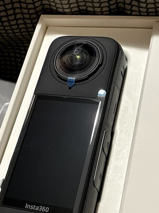 Insta360 X4 нова