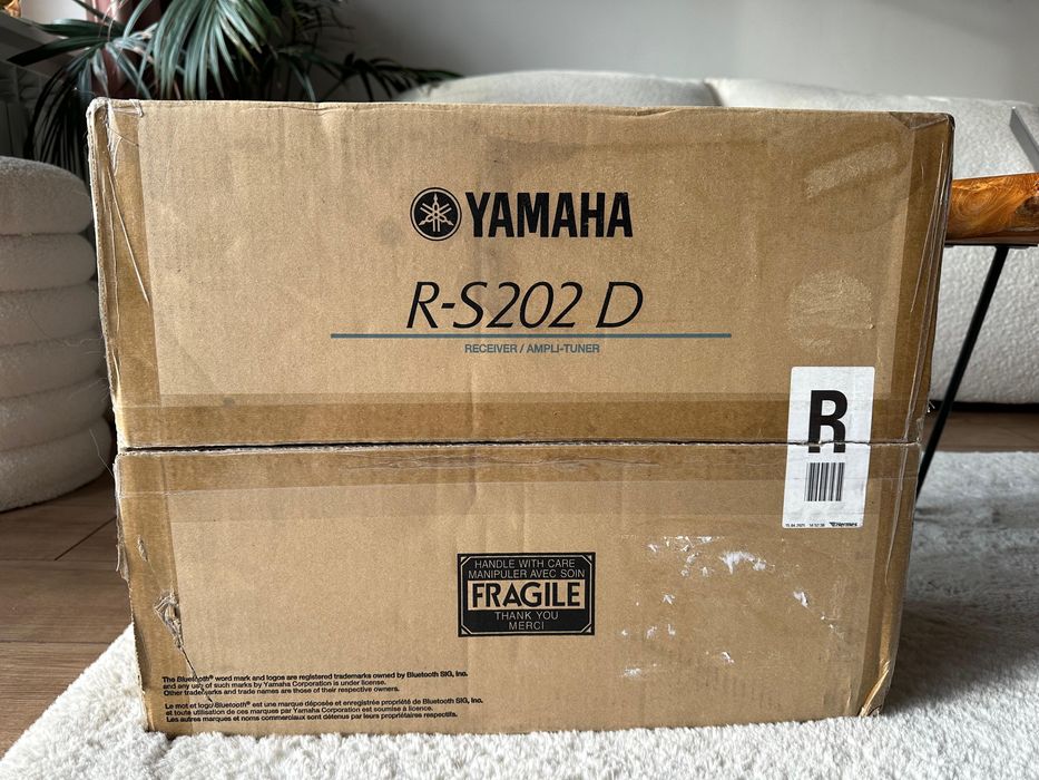 Amplituner Yamaha R-S202D 2.0 czarny TOMI-TECH