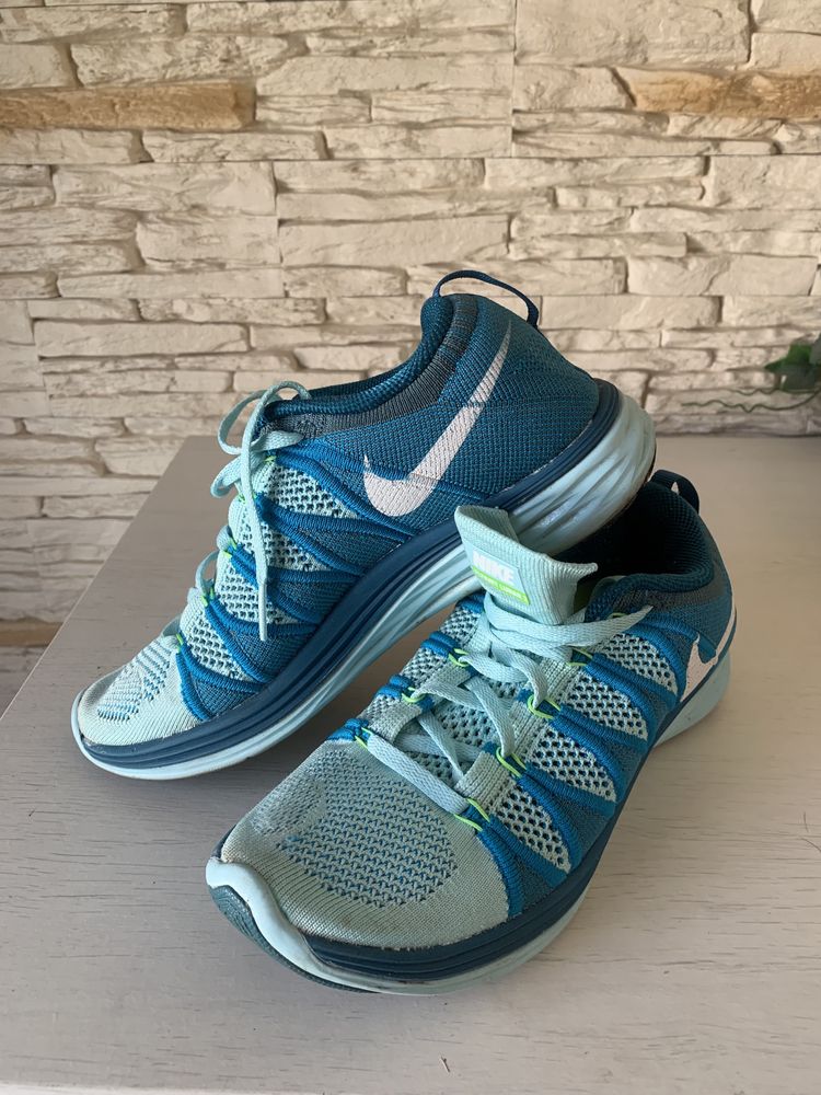 Buty damskie do biegania Nike 38.5 oryginalne