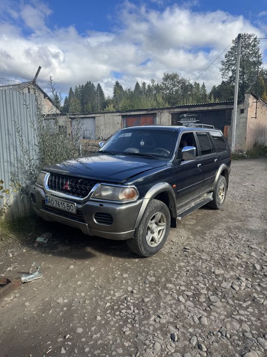 Міцубіші паджеро спорт