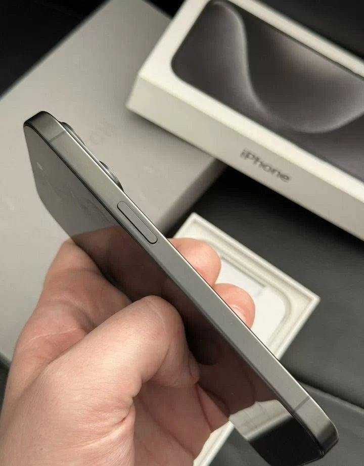iPhone 15 Pro, 128 ГБ