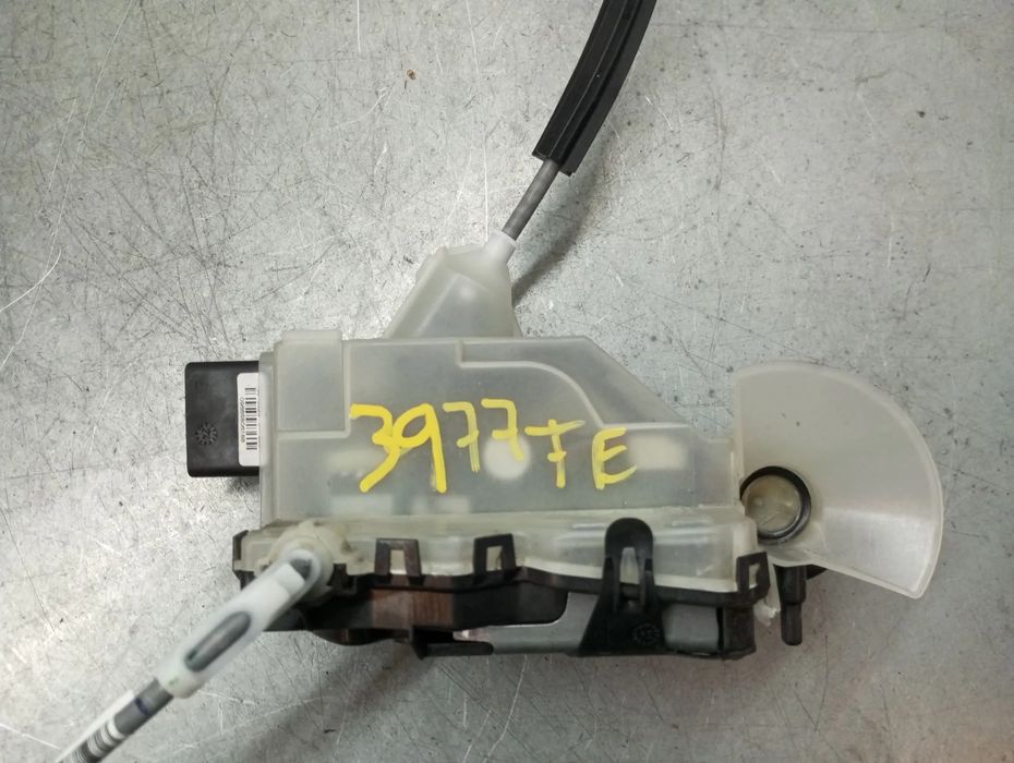 Fechadura / fecho porta frente esquerdo PEUGEOT 208 II