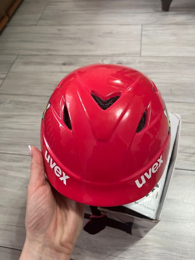 Kask uvex dla dziewczynki od 3 lat 46-50cm na narty