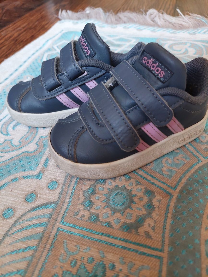 кеди adidas 20 розмір