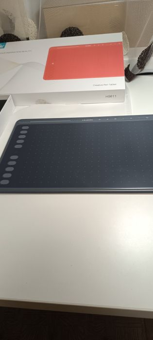 Графічний планшет Huion HS611 + стилус PW500 (Стан нового)