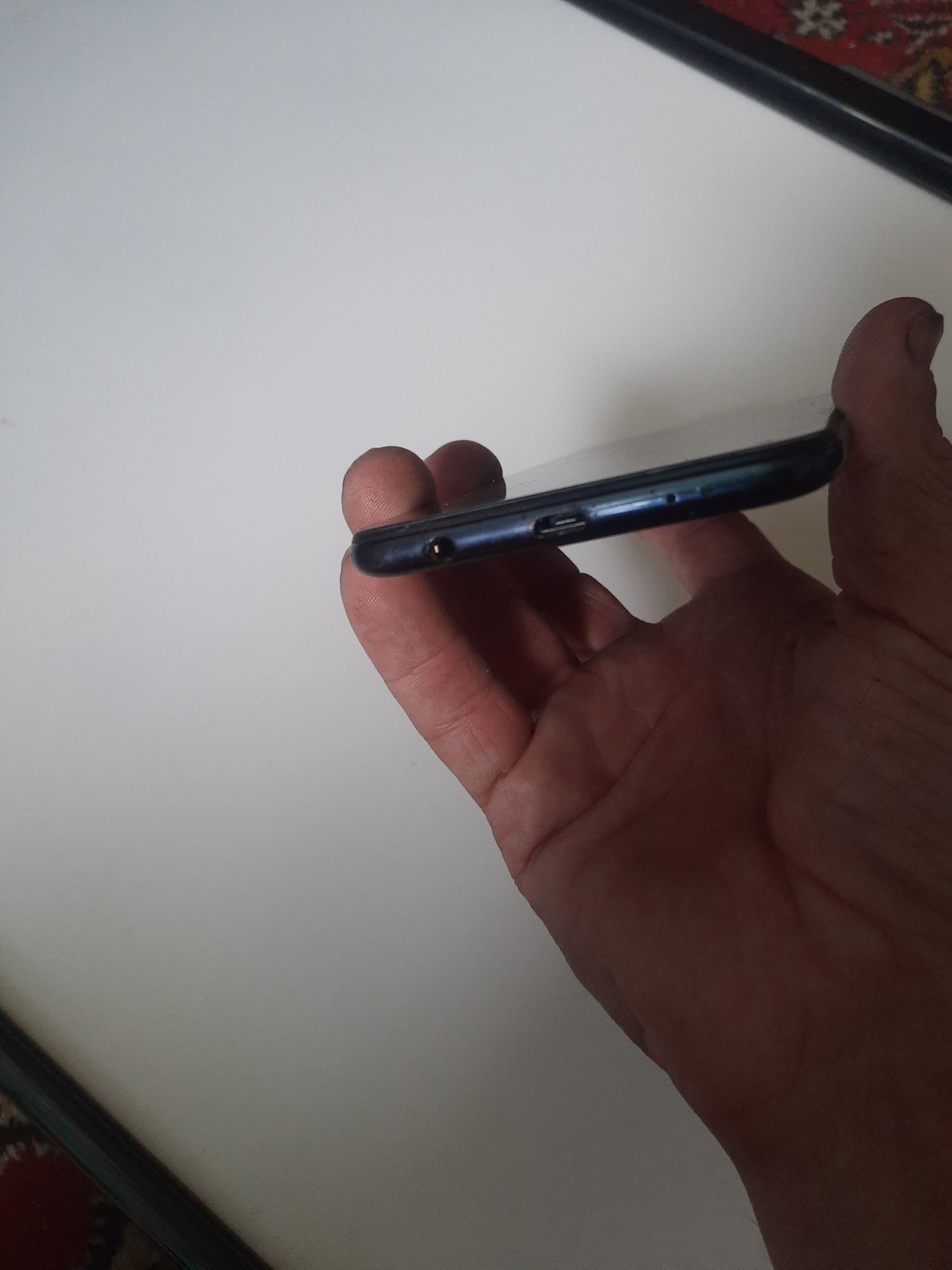 Продам телефон Samsung A10