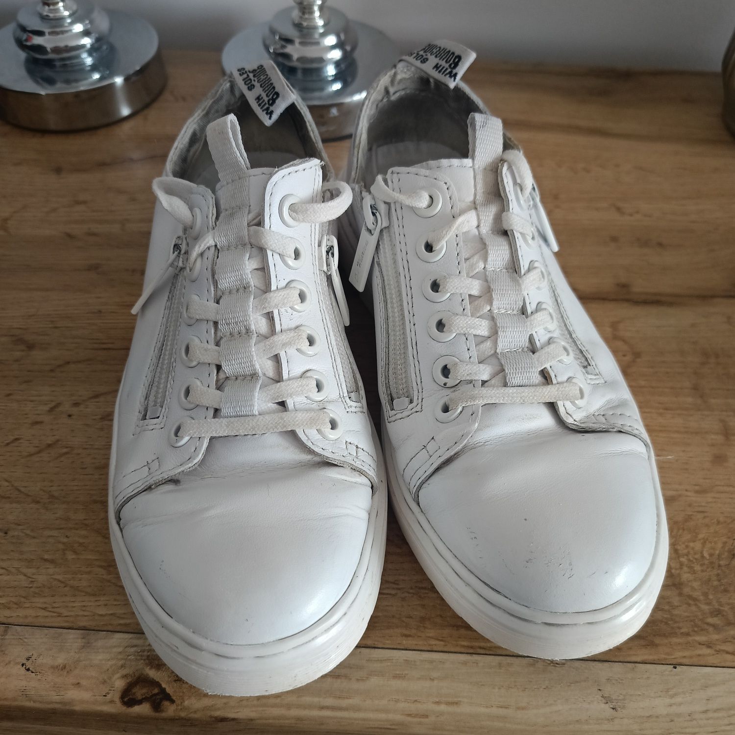 Buty dr Martens Dante ZIP białe 37