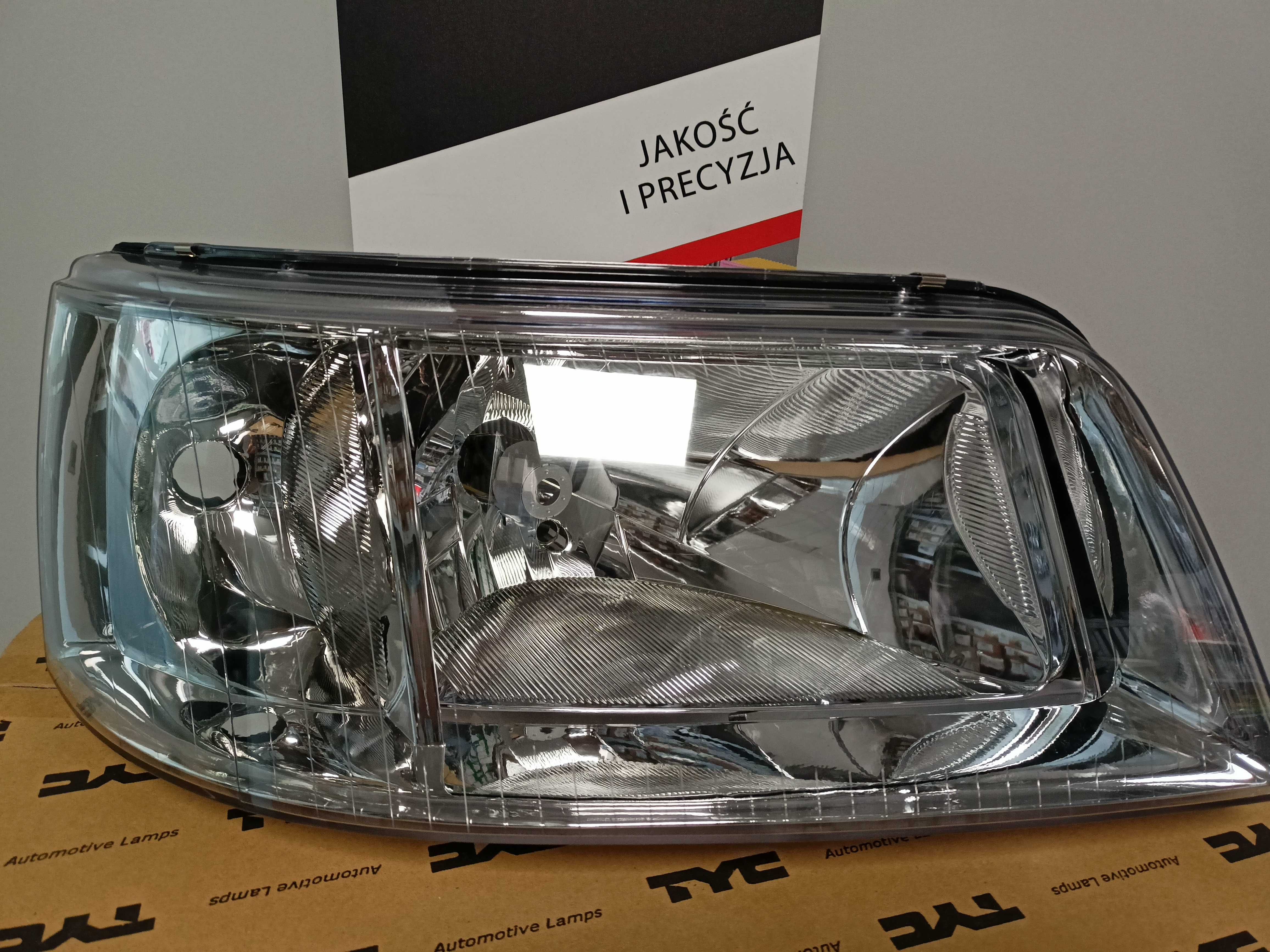 VW Transporter T5 03- Lampa/Reflektor przód prawy /H4 kpl h4 GRATIS