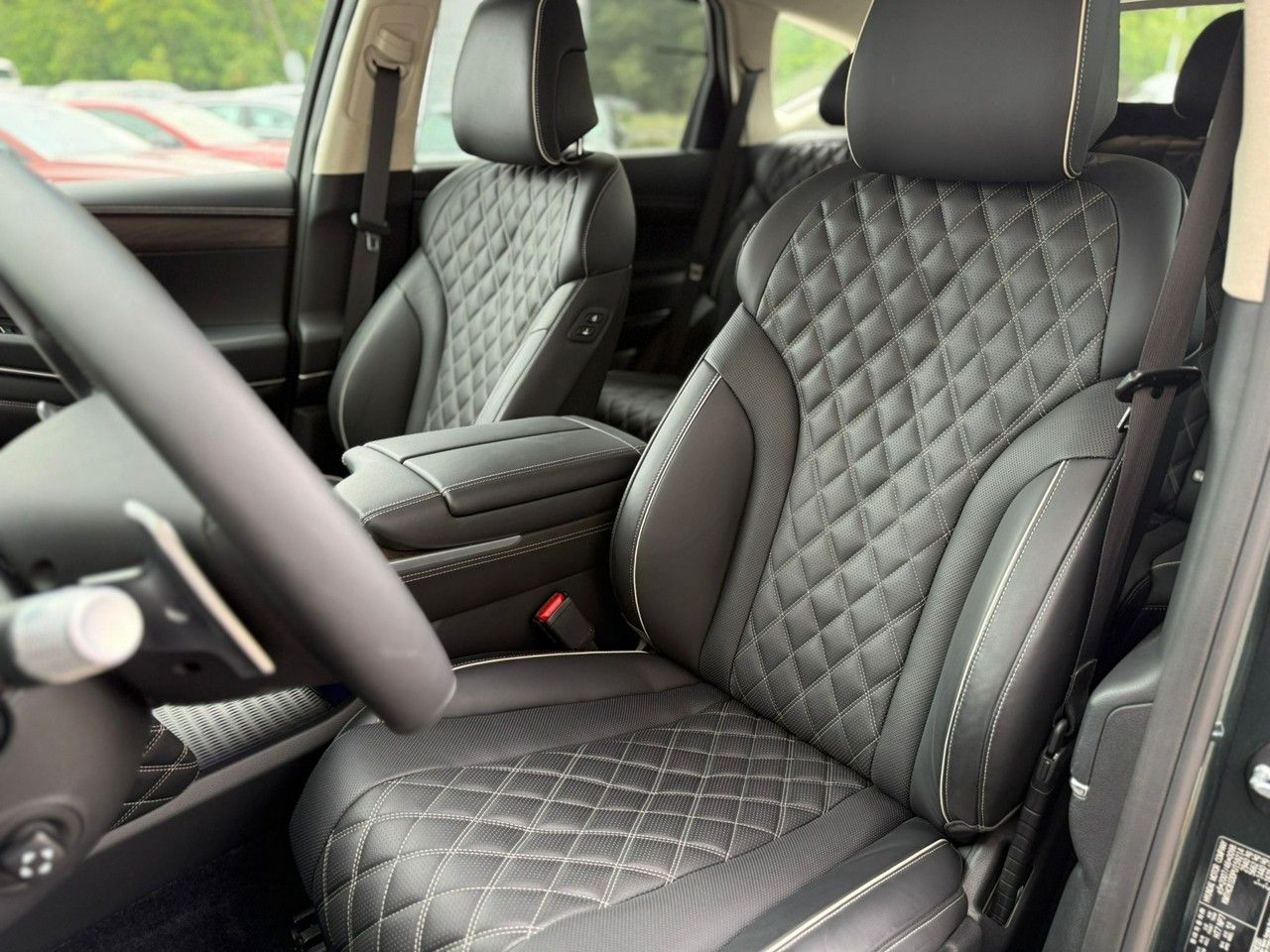 Genesis GV80 Alcantara, kamery 360, lexicon, Android Auto