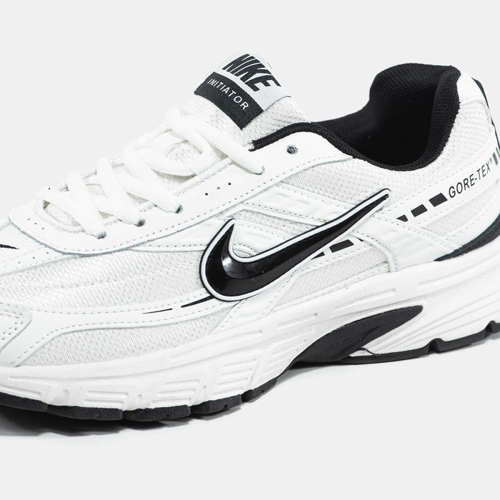 Женские кроссовки Nike Initiator | Gore-Tex White-Black. 36-41
