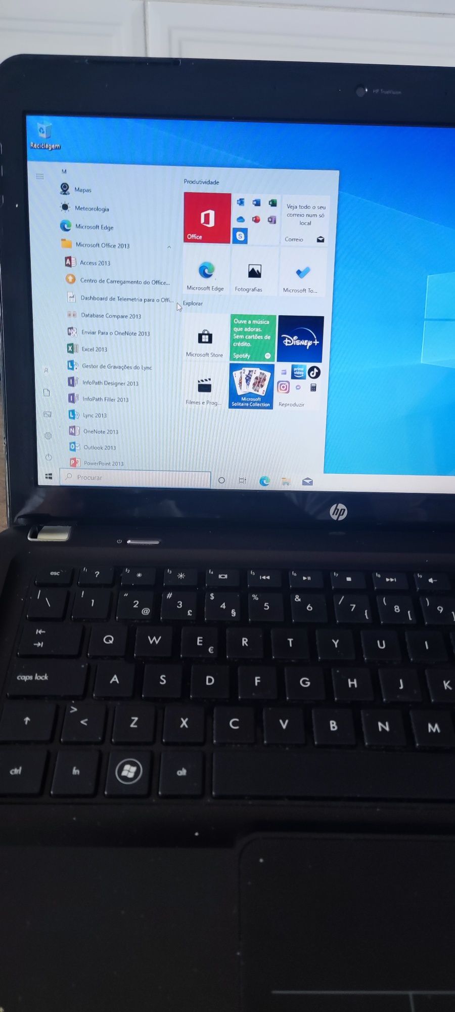 HP i3 model. Pavilion dv3