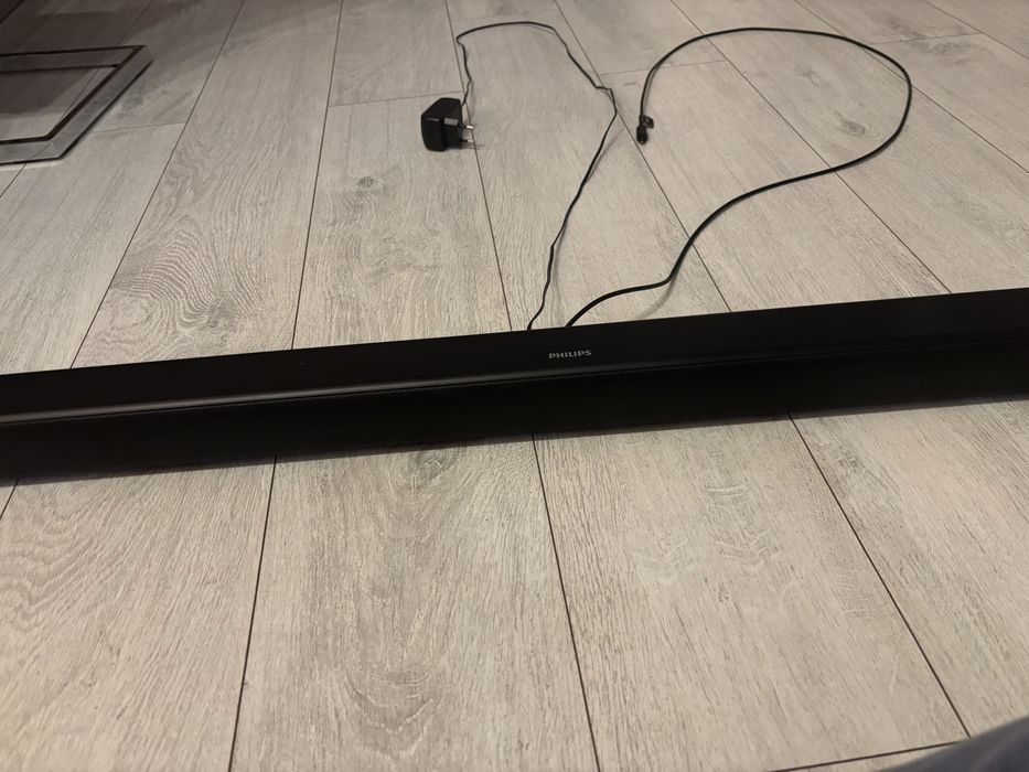 Spżedam  Subwoofer PHILPS oraz głośnik PHILPS  podłączany do telewizoa